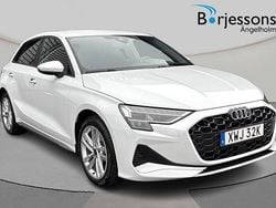 Glaciärvit metallic Begagnad 2024 Audi A3 Advanced Plus | 299 000 kr (Marknadspris)