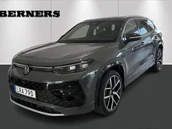 Grå Begagnad 2025 VW Tayron R-line SUV | 609 000 kr