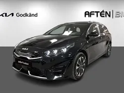 Svart Begagnad 2024 Kia Ceed Kombi | 299 800 kr (Marknadspris)
