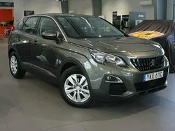 Grå Begagnad 2019 Peugeot 3008 Active SUV | 209 900 kr (Marknadspris)