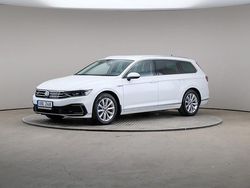 Pure white (solid) Begagnad 2021 VW Passat Business Kombi | 209 000 kr (Superpris)