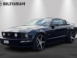 Svart Begagnad 2006 Ford Mustang GT Sportkupé | 169 800 kr (Lite dyr)
