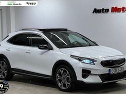 Vit Begagnad 2022 Kia Ceed Advance Halvkombi | 239 900 kr (Marknadspris)