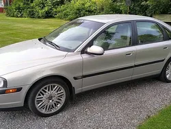 Ljusgrå Begagnad 1999 Volvo S80 Sedan | 90 000 kr