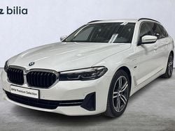 Vit Begagnad 2023 BMW 530e Kombi | 354 900 kr (Bra pris)