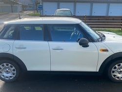 Begagnad 2016 Mini Cooper Halvkombi | 89 000 kr