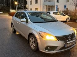 Begagnad 2012 Kia Ceed Halvkombi | 30 000 kr (Bra pris)