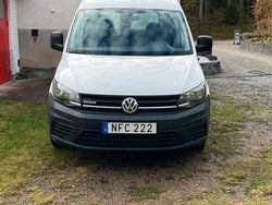 Vit Begagnad 2016 VW Caddy Minibuss | 70 000 kr (Lite dyr)