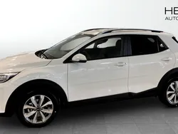 Vit (white) Ny 2025 Kia Stonic 4 SUV | 277 900 kr