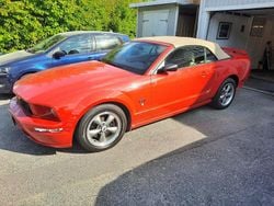 Röd Begagnad 2006 Ford Mustang GT Convertible Cab | 170 000 kr (Superpris)
