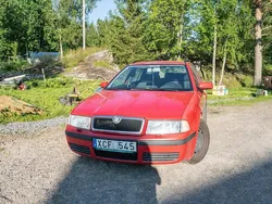 Röd Begagnad 2006 Skoda Octavia Tour Kombi | 12 500 kr (Marknadspris)