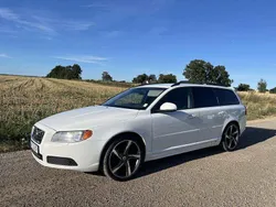 Vit Begagnad 2012 Volvo V70 Kombi | 60 000 kr (Marknadspris)