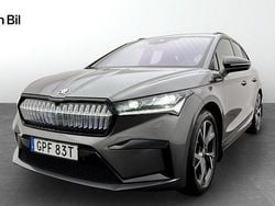Grå Begagnad 2023 Skoda Enyaq iV SportLine SUV | 449 900 kr (Marknadspris)