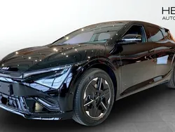 Svart (black) Ny 2025 Kia EV6 GT-Line SUV | 609 900 kr (Marknadspris)