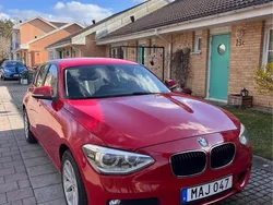 Röd Begagnad 2014 BMW 116 Halvkombi | 100 000 kr (Bra pris)