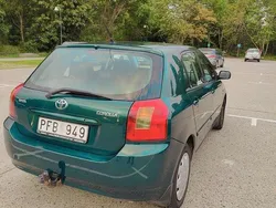 Grön Begagnad 2003 Toyota Corolla Halvkombi | 24 999 kr (Bra pris)