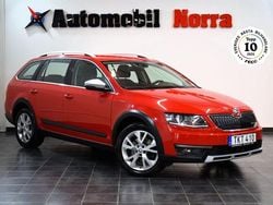 Röd Begagnad 2015 Skoda Octavia Scout Kombi | 124 700 kr (Marknadspris)