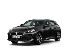 Black sapphire metallic Ny 2025 BMW 120 M Sport Halvkombi | 419 500 kr (Marknadspris)