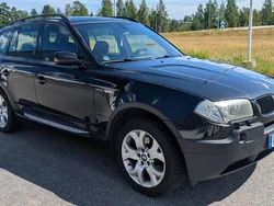 Svart Begagnad 2004 BMW X3 Sport Line SUV | 45 000 kr (Lite dyr)