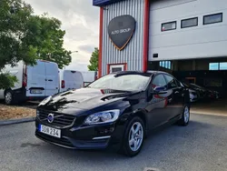 Svart Begagnad 2016 Volvo S60 Kinetic Sedan | 179 900 kr (Lite dyr)