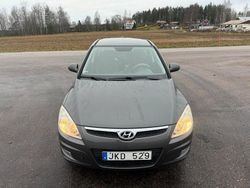Grå Begagnad 2008 Hyundai i30 Halvkombi | 35 000 kr (Lite dyr)