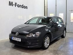 Mörkgrå Begagnad 2016 VW Golf VII Halvkombi | 119 900 kr (Marknadspris)