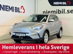 Grå Begagnad 2023 MG ZS Luxury Sedan | 299 900 kr (Lite dyr)