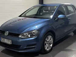 Blå Begagnad 2013 VW Golf VII Halvkombi | 84 900 kr (Marknadspris)