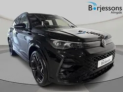 Svart Ny 2025 VW Tiguan R-line SUV | 624 900 kr (Lite dyr)