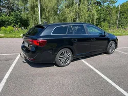 Svart Begagnad 2017 Toyota Avensis Active Kombi | 158 900 kr (Marknadspris)