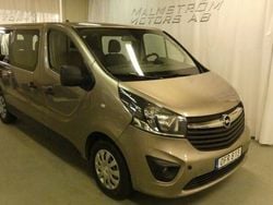 Brun Begagnad 2016 Opel Vivaro Van | 189 000 kr