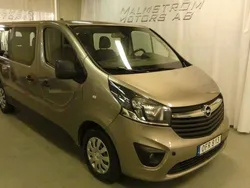Brun Begagnad 2016 Opel Vivaro Van | 189 000 kr