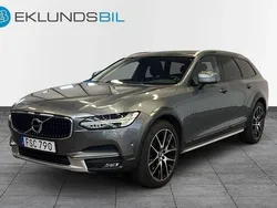 Grå Begagnad 2017 Volvo V90 CC Inscription Kombi | 349 900 kr (Marknadspris)