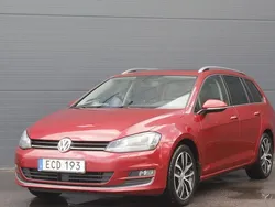 Röd Begagnad 2014 VW Golf VII Kombi | 89 900 kr (Marknadspris)