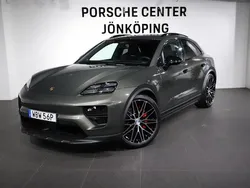 Grön Ny 2025 Porsche Macan SUV | 1 387 600 kr (Dyr)