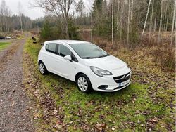 Vit Begagnad 2016 Opel Corsa Enjoy Halvkombi | 90 000 kr (Marknadspris)