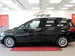 Svart Begagnad 2016 BMW 218 Gran Tourer Advantage Minibuss | 179 500 kr (Lite dyr)