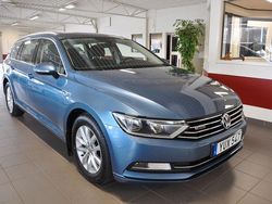 Blå Begagnad 2017 VW Passat Sportline Kombi | 153 500 kr (Lite dyr)