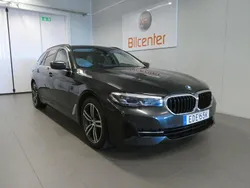 Grå Begagnad 2021 BMW 530e Kombi | 329 900 kr (Bra pris)