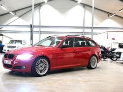Röd Begagnad 2009 BMW 320 Kombi | 74 000 kr (Lite dyr)