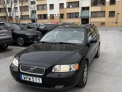 Svart Begagnad 2005 Volvo V70 Kinetic Kombi | 14 000 kr (Superpris)