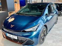 Ny 2025 Cupra Born e-Boost Halvkombi | 375 400 kr