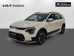 Vit Begagnad 2023 Kia e-Niro SUV | 329 000 kr (Marknadspris)