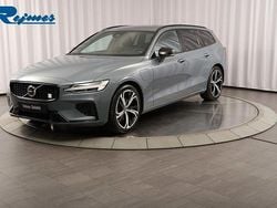 Grå (thunder grey metallic) Begagnad 2022 Volvo V60 Plus Kombi | 449 900 kr (Dyr)