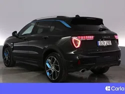 Svart Begagnad 2023 Lynk & Co 01 SUV | 322 900 kr (Marknadspris)