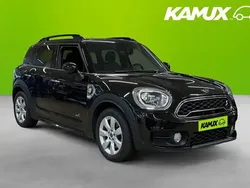 Svart Begagnad 2018 Mini Countryman SUV | 189 000 kr (Marknadspris)