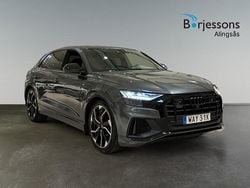 Daytonagrå pärleffekt Begagnad 2023 Audi Q8 S-Line SUV | 749 900 kr (Marknadspris)