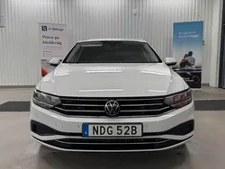 Vit Begagnad 2021 VW Passat Kombi | 174 900 kr (Bra pris)
