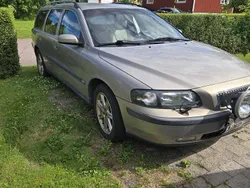 Brun Begagnad 2004 Volvo V70 Business Edition Kombi | 17 000 kr (Bra pris)
