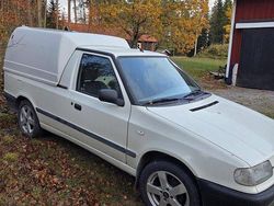 Begagnad 2001 Skoda Pick-up Pickup | 17 500 kr
